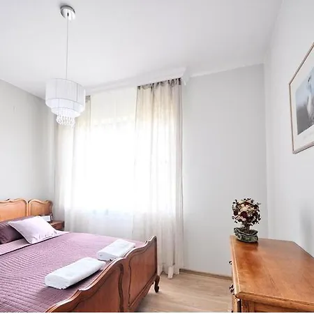 Poduszka Apartamenty Zdrojowe Nałęczów Zewnętrze zdjęcie